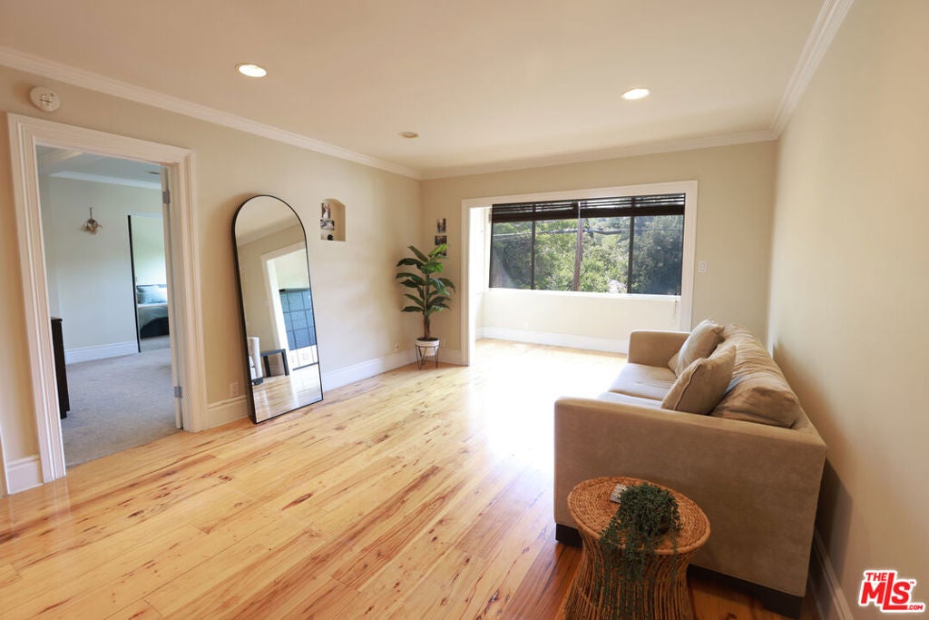 14934 Dickens Street 19, Sherman Oaks CA 91403
