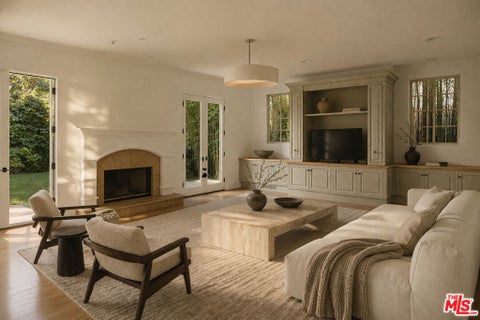 Photo of 223 24th Street, Santa Monica, CA 90402 (MLS # 26992913)