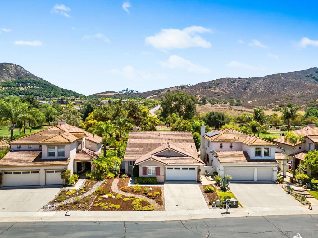 3083 Sprucewood Ln