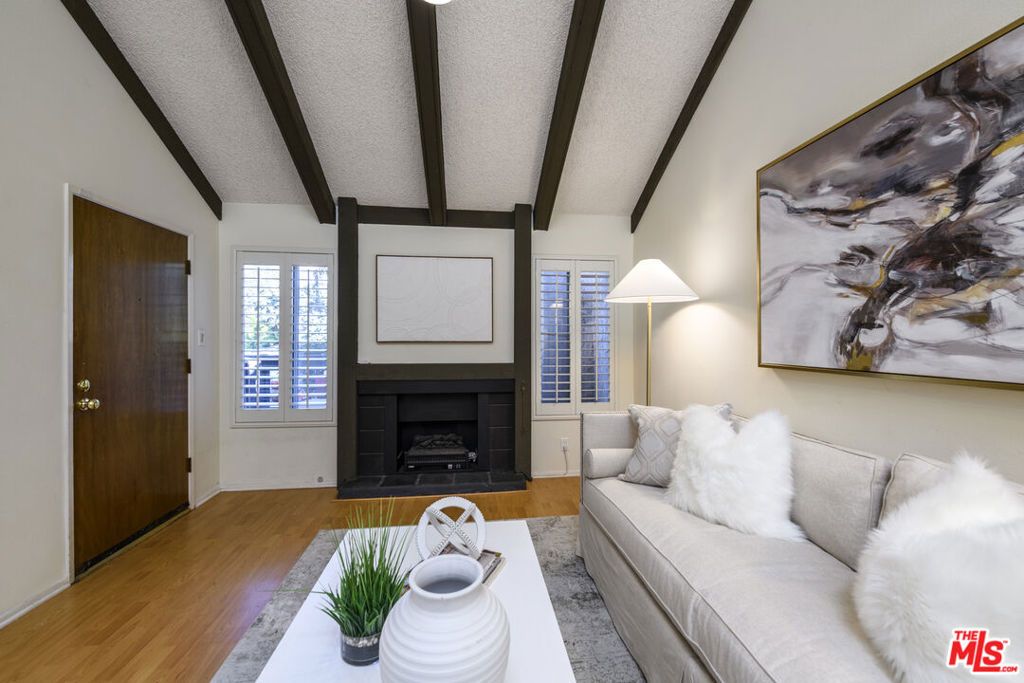 Photo of 4628 Maytime Lane, Culver City, CA 90230 (MLS # 25598573)