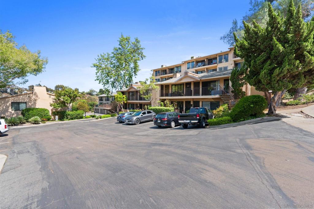 Hillcrest - Residential