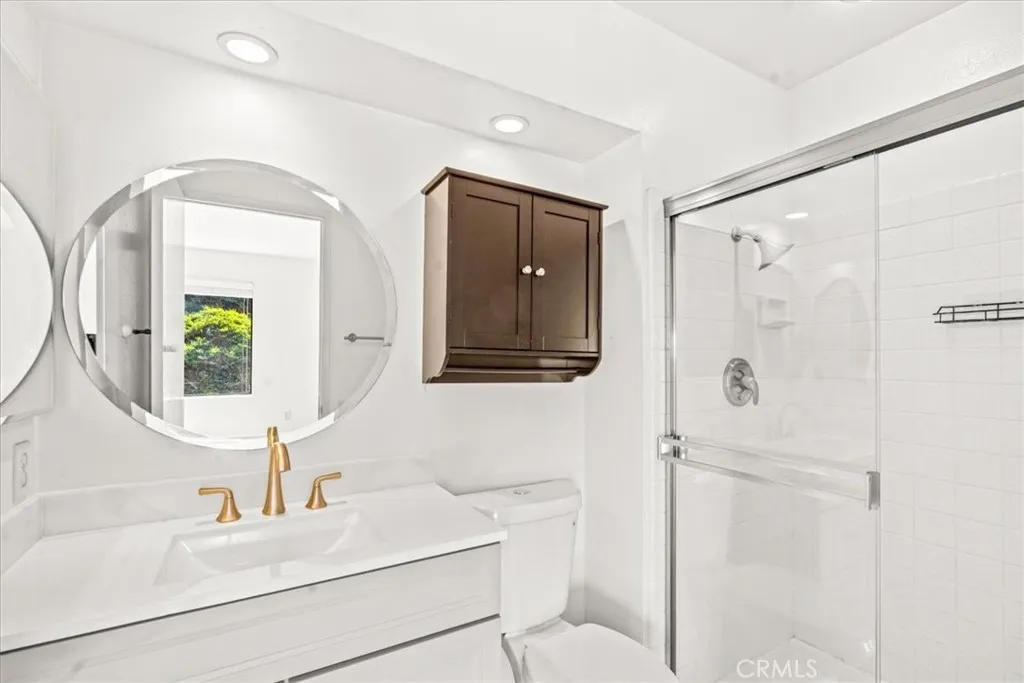 Mission Viejo, California 92691, United States, 3 Bedrooms Bedrooms, ,3 BathroomsBathrooms,Residential,Active,170475