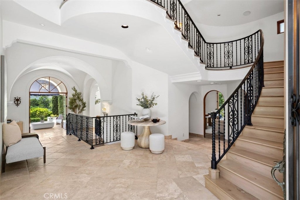31 Black Hawk, Irvine CA 92603 - Photo 12