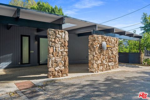 Photo of 2775 Rinconia Drive, Los Angeles, CA 90068 (MLS # 26701243)