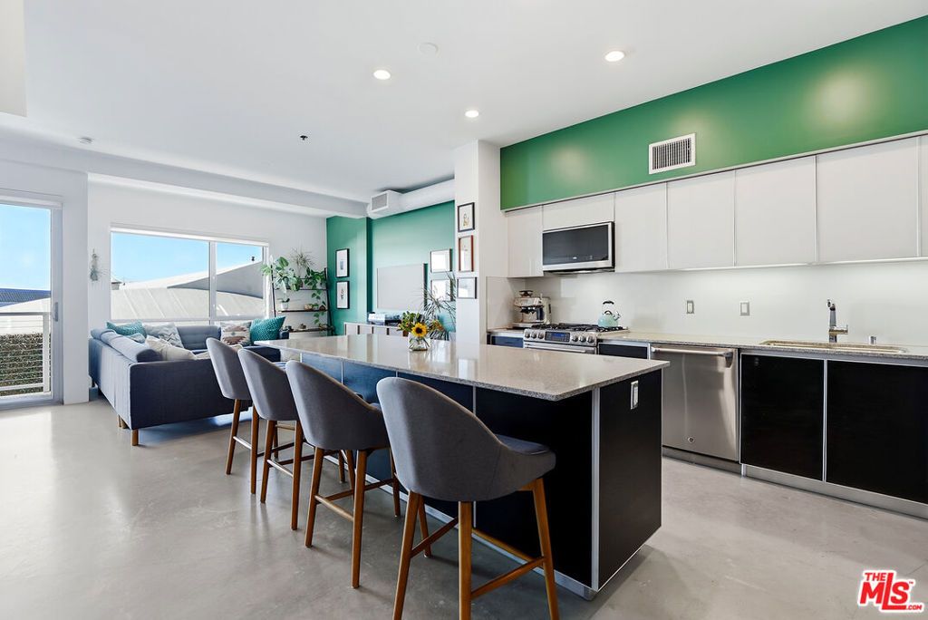 Photo of 11500 Tennessee Avenue #324, Los Angeles, CA 90064 (MLS # 26649349)