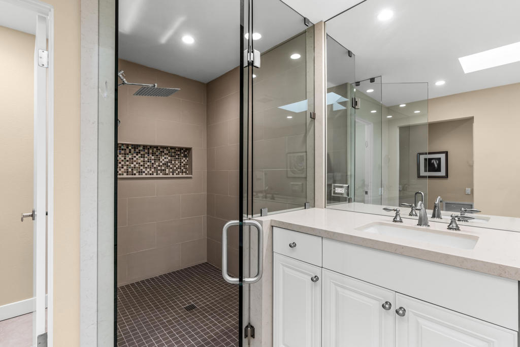 The Springs C.C. - Residential