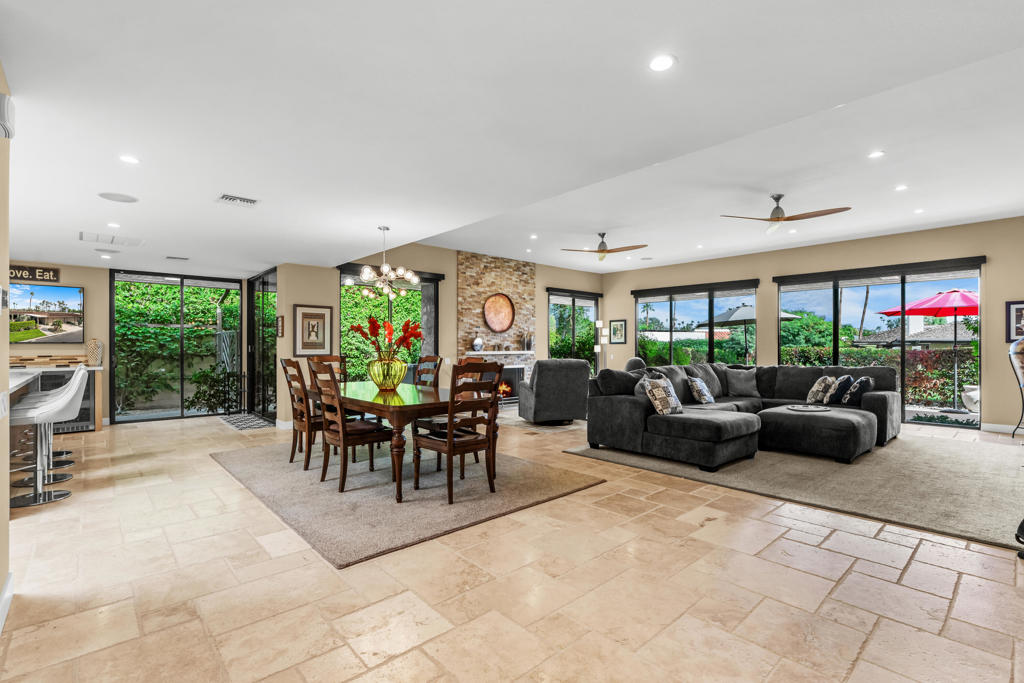 The Springs C.C. - Residential