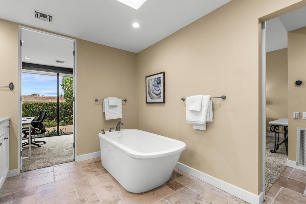 The Springs C.C. - Residential