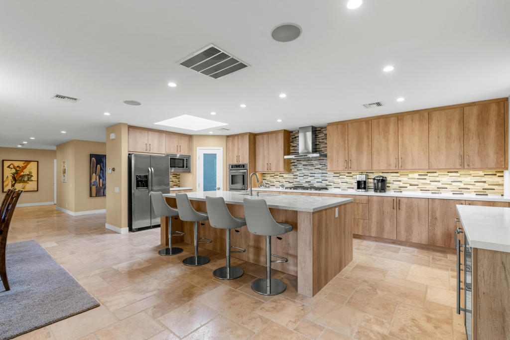 The Springs C.C. - Residential