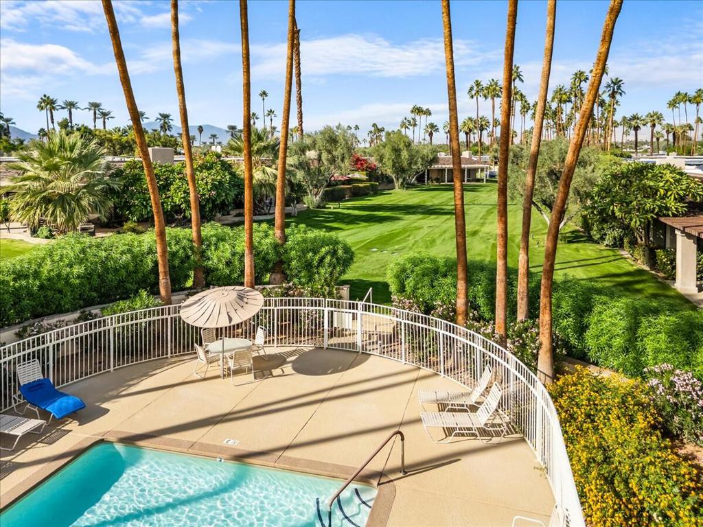 The Springs C.C. - Residential