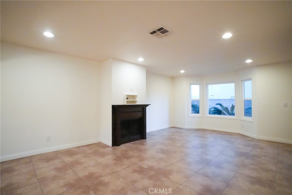 15137 Gundry Ave. F