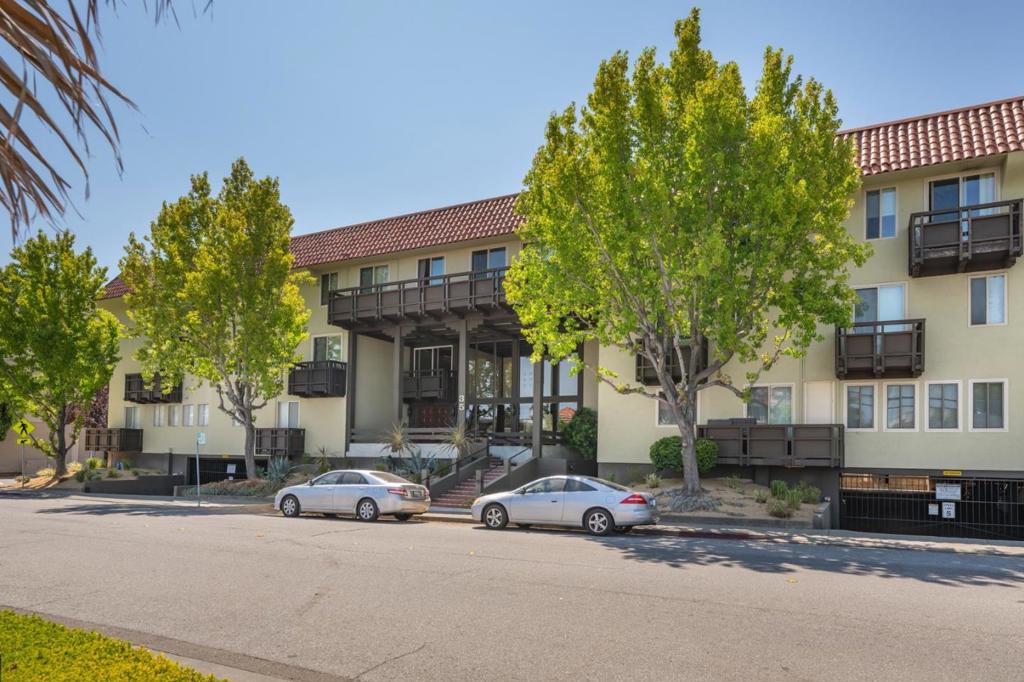 Rarely available condo in lower westside San Mateo! The perfect blend of style, function, convenience and amenities! Absolutely pristine and incredibly spacious floorplan with excellent indoor/outdoor flow, an abundance of natural light and prime location within the building. In unit laundry - washer/dryer included. Formal entry. Chef's galley kitchen with stylish cabinets, counters and additional pantry space. Inviting dining area and oversized living room boasting tall ceilings, large glass doors, and contemporary gas fireplace. Private balcony overlooking the common area courtyard. Comfortable primary suite with large closet and window with enjoyable view. Prime location near all that San Mateo has to offer - near CalTrain, public transportation, Hillsdale Mall, 25th Ave shops and restaurants and easy freeway access. Additional storage closet and secure parking. Amenities include pool and recreation room. A Must See for those seeking the best of San Mateo!