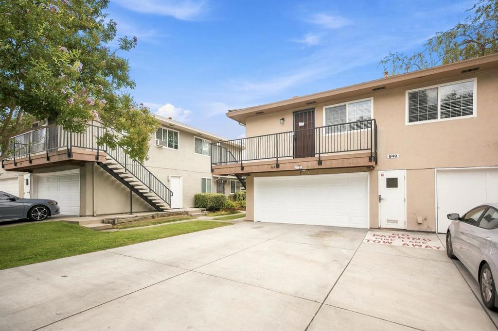 949 Gilchrist Drive 4
