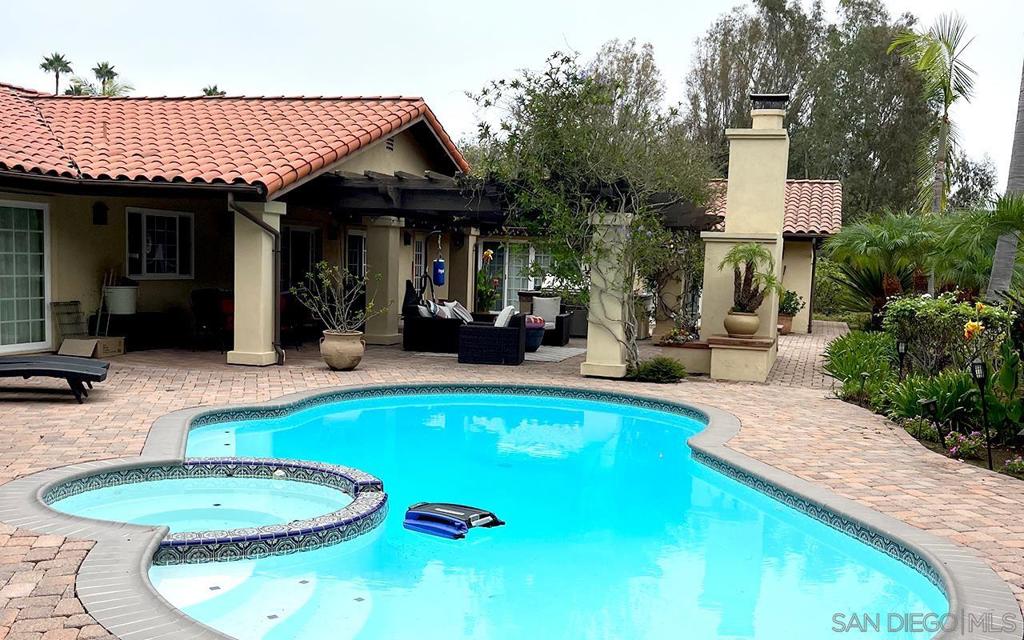Rancho Santa Fe - Residential