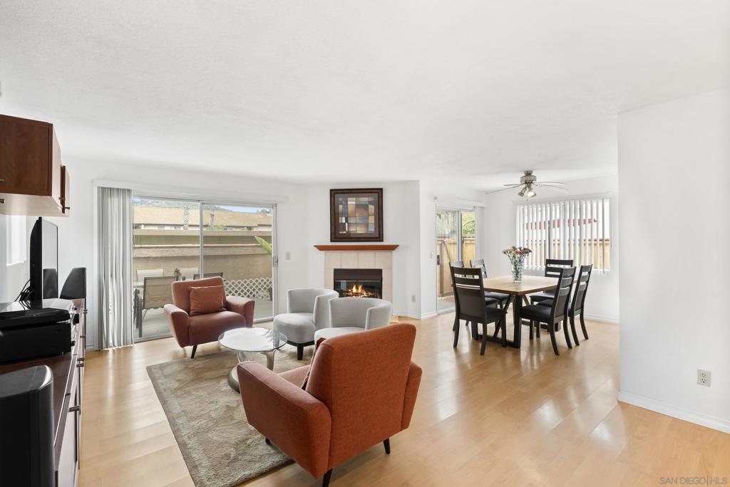 11353 Avenida De Los Lobos B