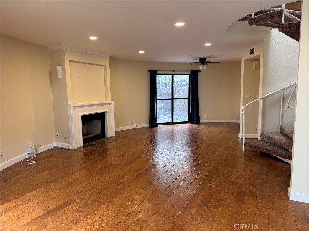 Enjoy coastal living with this inviting South Redondo townhome! This 3B 2.5B townhome is upgraded and ready for you to move in. The kitchen, featuring granite countertops, stainless steel appliances, and ample cabinet space, works perfectly with the open living room layout for entertainers and home chefs. The three bedrooms are all located on the uppermost level to ensure privacy and quiet, and feature amenities such as en-suite bathrooms, walk-in closets, ceiling fans, or direct balcony access. The unit also includes a private two car garage with direct access, a spacious in-unit laundry room, and a dramatic architectural spiral staircase. In addition to the upstairs balcony, two ground level patio spaces give ample room for summer barbecuing or morning coffee. Conveniently located only minutes away from the beach, award winning schools, restaurants, grocery stores, and shopping!
Landlord to pay for water and trash. Tenant to pay for gas, electricity, internet, and any other utilities. One year lease transitioning to month to month. $50 nonrefundable application fee. Outside screening reports not accepted.