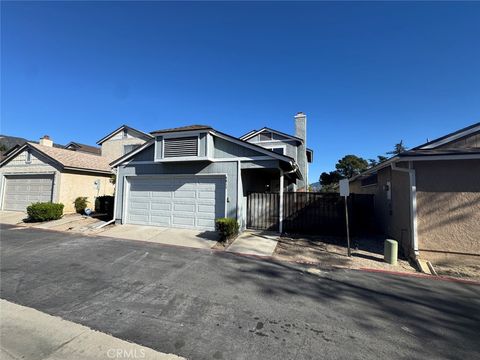 Photo of 4813 Village Green Way, San Bernardino, CA 92407 (MLS # IV25270390)