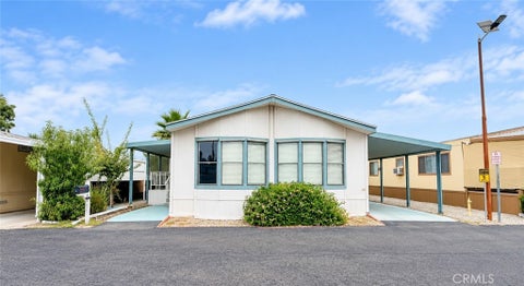 Photo of 530 W Devonshire AVE #36, Hemet, CA 92543 (MLS # SW26195578)