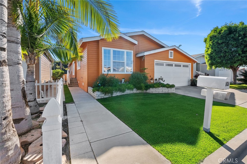 7271 Katella Avenue 101