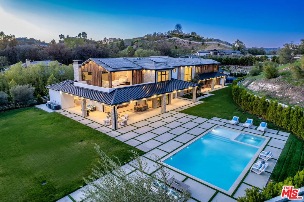 24247 Bridle Trail Rd