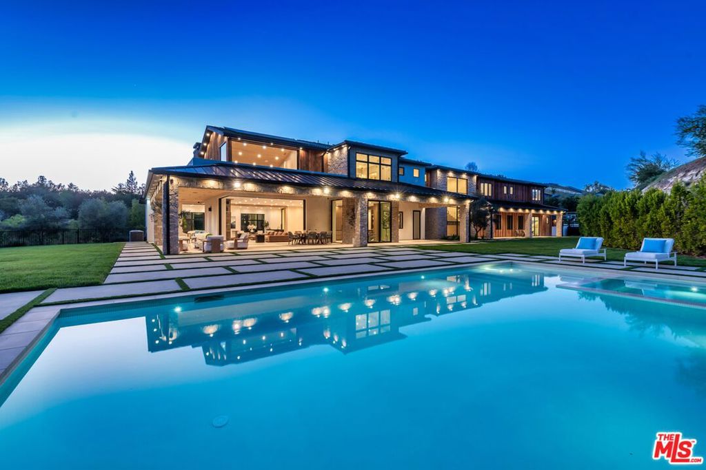 24247 Bridle Trail Rd