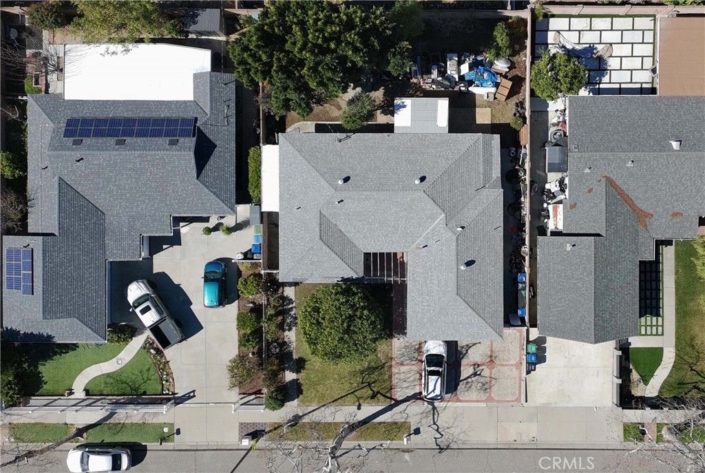 Photo of 1387 Cherry Avenue, Simi Valley, CA 93065 (MLS # SR26041656)