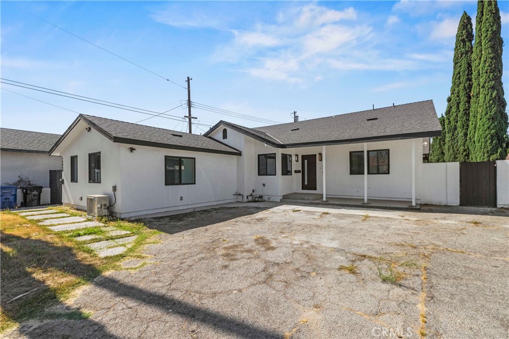 Photo 1 of 61 — 14862 Envoy, Sylmar, CA 91342