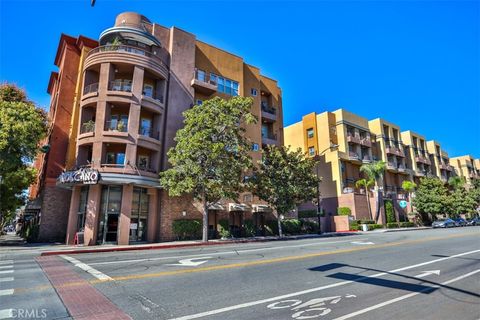 Photo of 150 S San Fernando Boulevard #401, Burbank, CA 91502 (MLS # GD25182287)