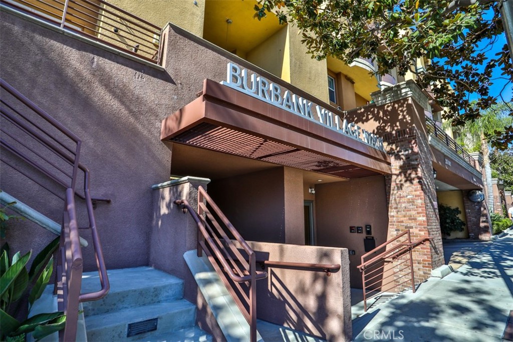 150 S San Fernando Boulevard 401