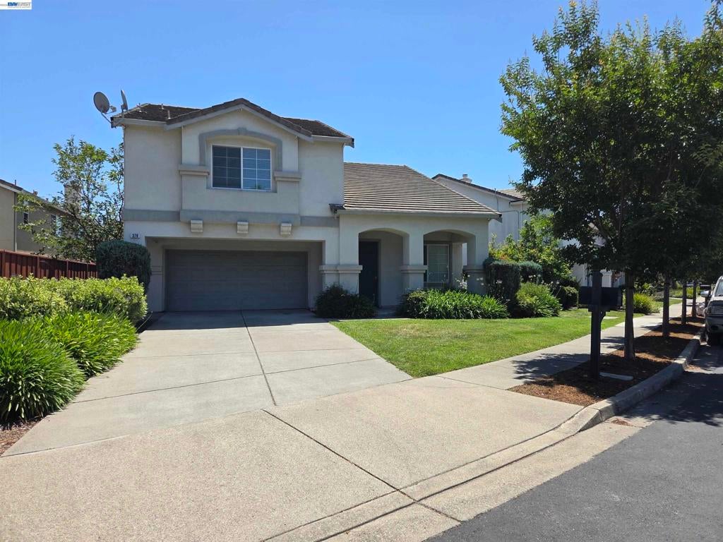 378 Alvarado St