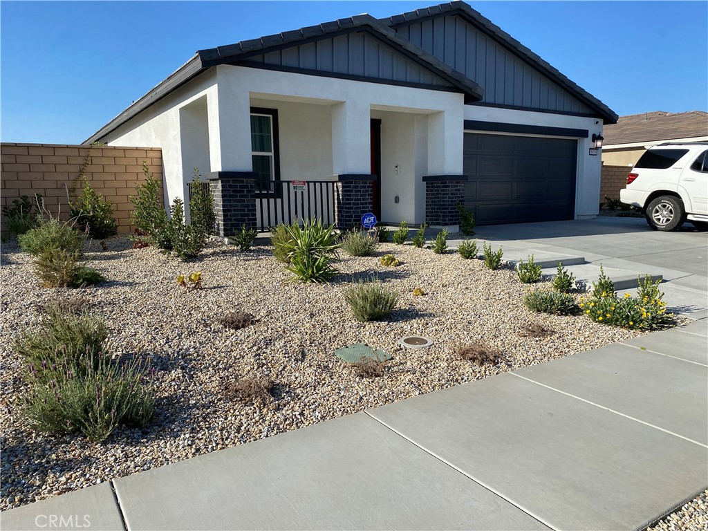 West Hemet Brand new 4 bedroom,2 bathroom home in Saddle Point. This property is energy efficient with solar panels and Tesla battery ( 2 days of power)The whole house comes with luxury planks ,water softener ,and reverse osmosis for clean drinking water. The single
story home features an open kitchen ,dining room , and family room.It comes with concrete patio and porch front with sitting area .This property comes with beautifully landscaped front and backyard. As a resident you will have full access to the amenities
which include a pool ,jacuzzi ,kids playground , and walking trails.