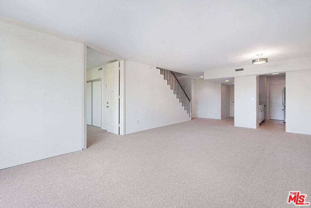 Photo of 540 Kelton Avenue #306, Los Angeles, CA 90024 (MLS # 26640759)