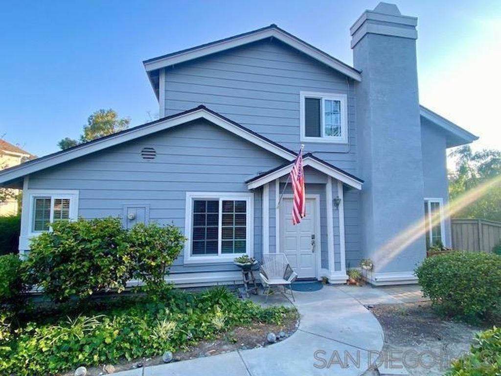 Photo of 2385 Hillsboro Ct, Carlsbad, CA 92010 (MLS # 250045314SD)