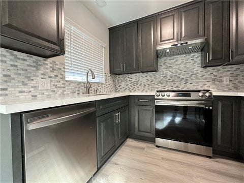 Photo of 41 N Sierra Bonita Avenue #D, Pasadena, CA 91106 (MLS # AR26187342)