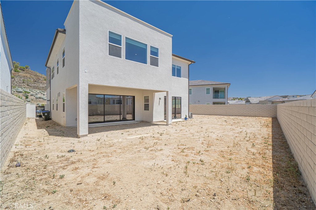 Valencia Hills (VLHL) - Residential