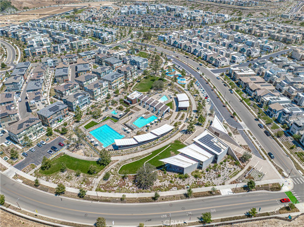 Valencia Hills (VLHL) - Residential