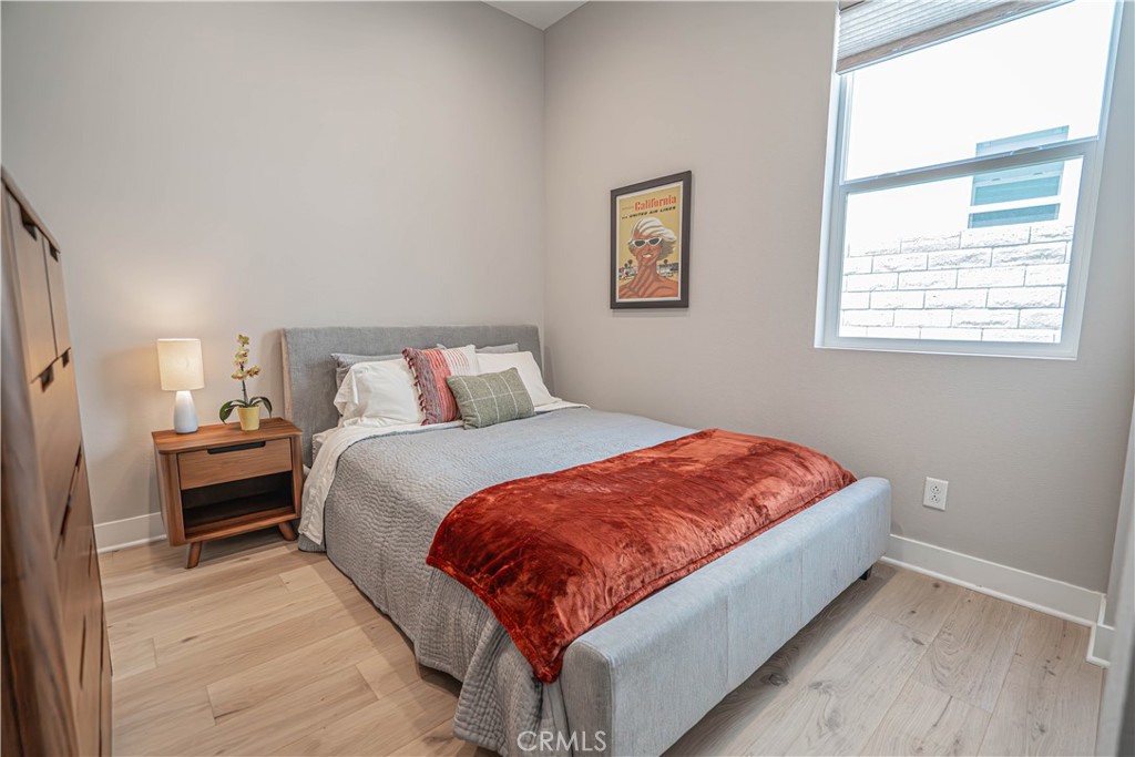 Valencia Hills (VLHL) - Residential