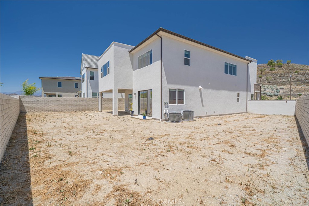 Valencia Hills (VLHL) - Residential