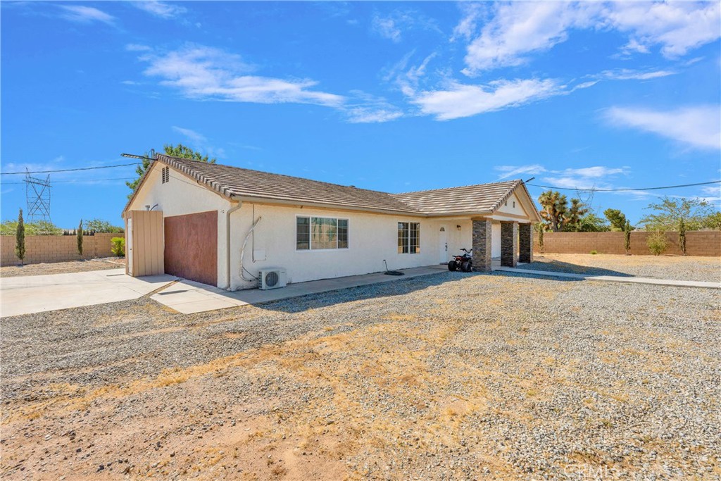 11727 Lamont Court