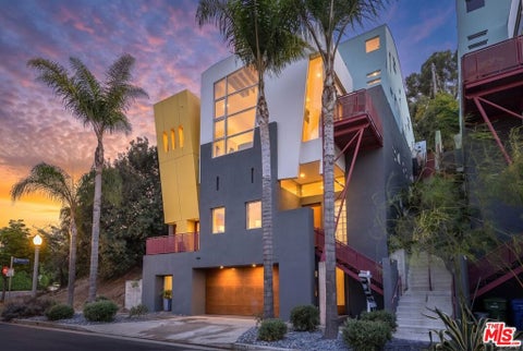 Photo of 12236 LAUREL TERRACE Drive, Studio City, CA 91604 (MLS # 26863177)