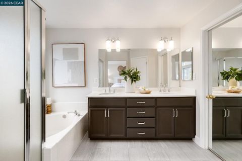 Tiny photo for 170 170 Shadowhill Cir Cir, San Ramon, CA 94583 (MLS # 41126297)