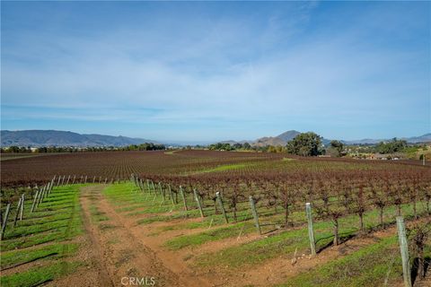 4910 Edna Road San Luis Obispo CA 93401