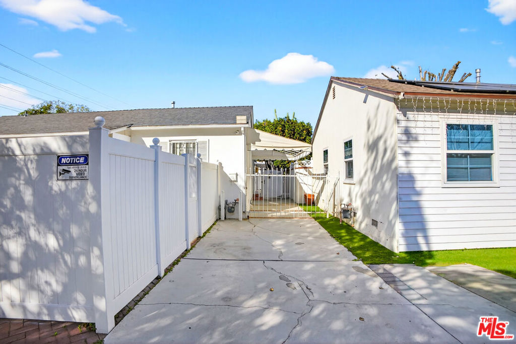 18813 Cantlay Street