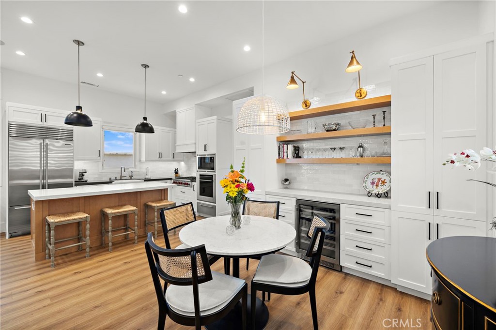 Corona del Mar North of PCH (CNHW) - Residential