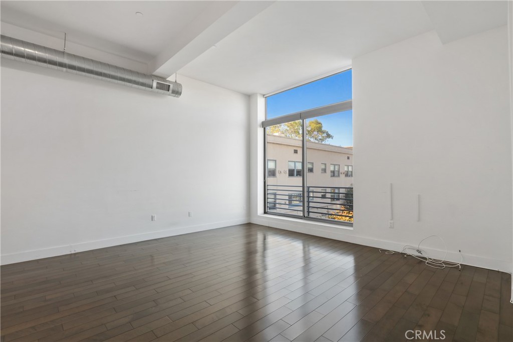 Downtown (DT) - Residential Lease