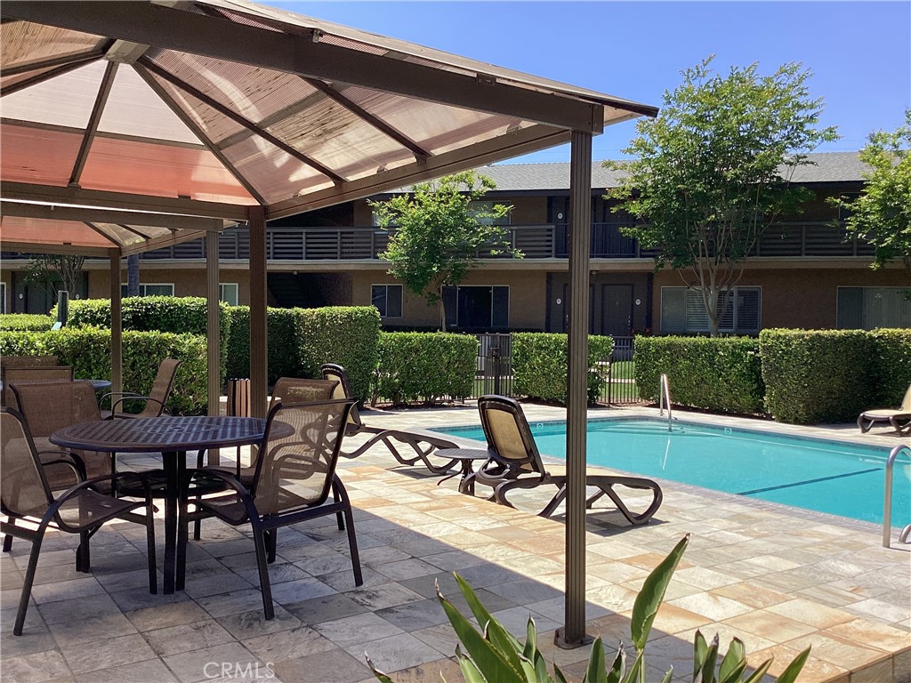 creekside village - Residential