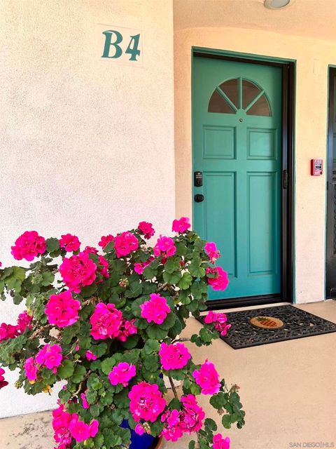 Photo of 7757 Eads Ave #B4, La Jolla, CA 92037 (MLS # 260002213SD)