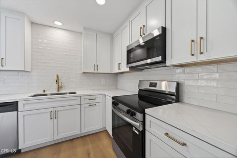 Photo of 151 W Bay Boulevard, Port Hueneme, CA 93041 (MLS # V1-36039)