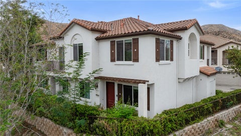 Photo of 28024 Catherine DR, Canyon Country, CA 91351 (MLS # SR26207368)