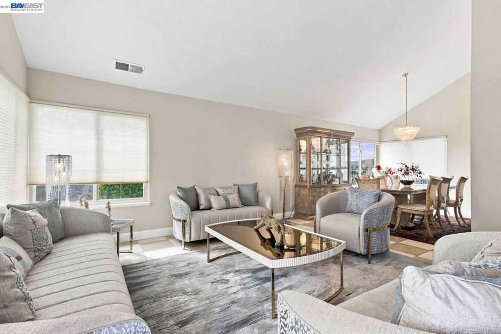 3814 Painted Pony Rd